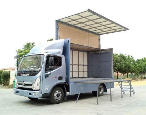 国六福田小型舞台车