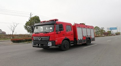 江特牌JDF5140GXFPM55/E6型泡沫消防车