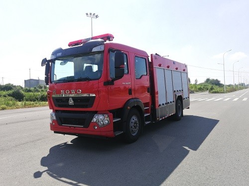 江特牌JDF5160GXFPM60/Z6型泡沫消防车