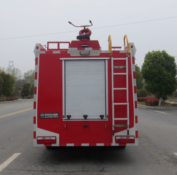 江特牌JDF5102GXFSG40型水罐消防车