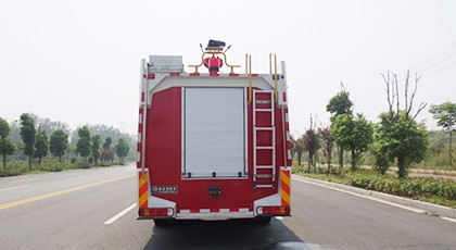 江特牌JDF5410GXFSG240型水罐消防车